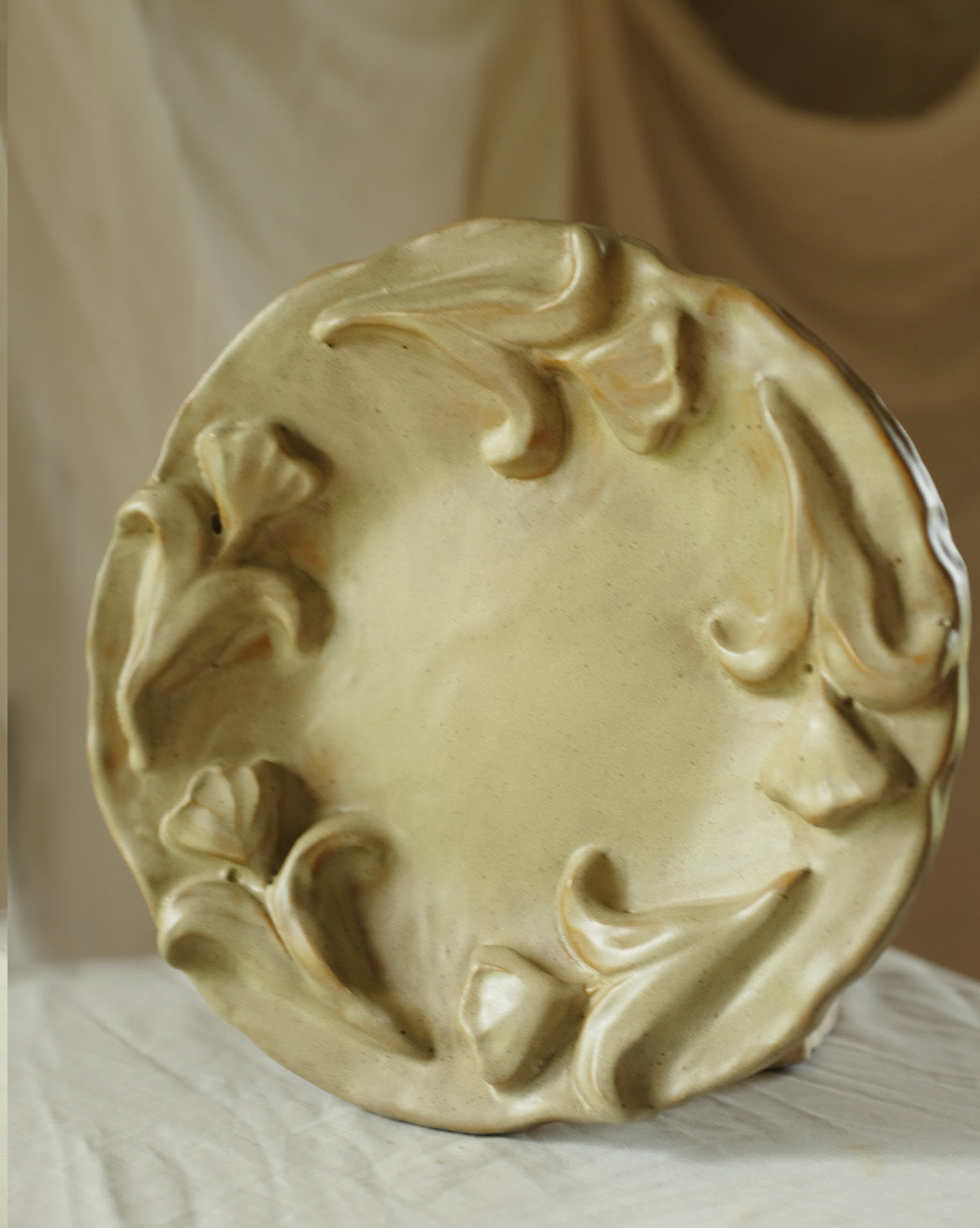 Second Sorted Ceramics - Floral Relief Dish - Sand 01